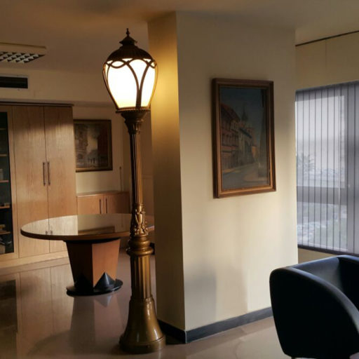 Wysoka latarnia stylowa SX1/A2D